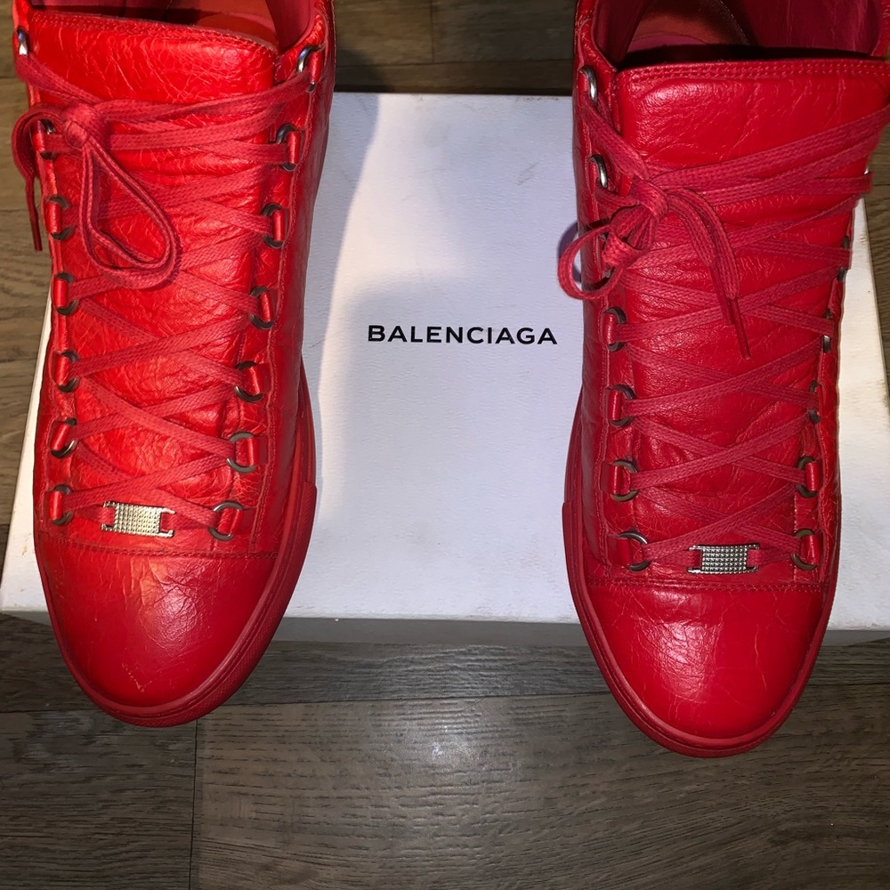 Balenciaga Arena